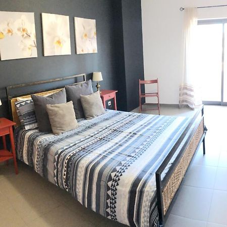 Beautiful Apartment In Paradisiac Praia Da Rocha ポルティマン エクステリア 写真